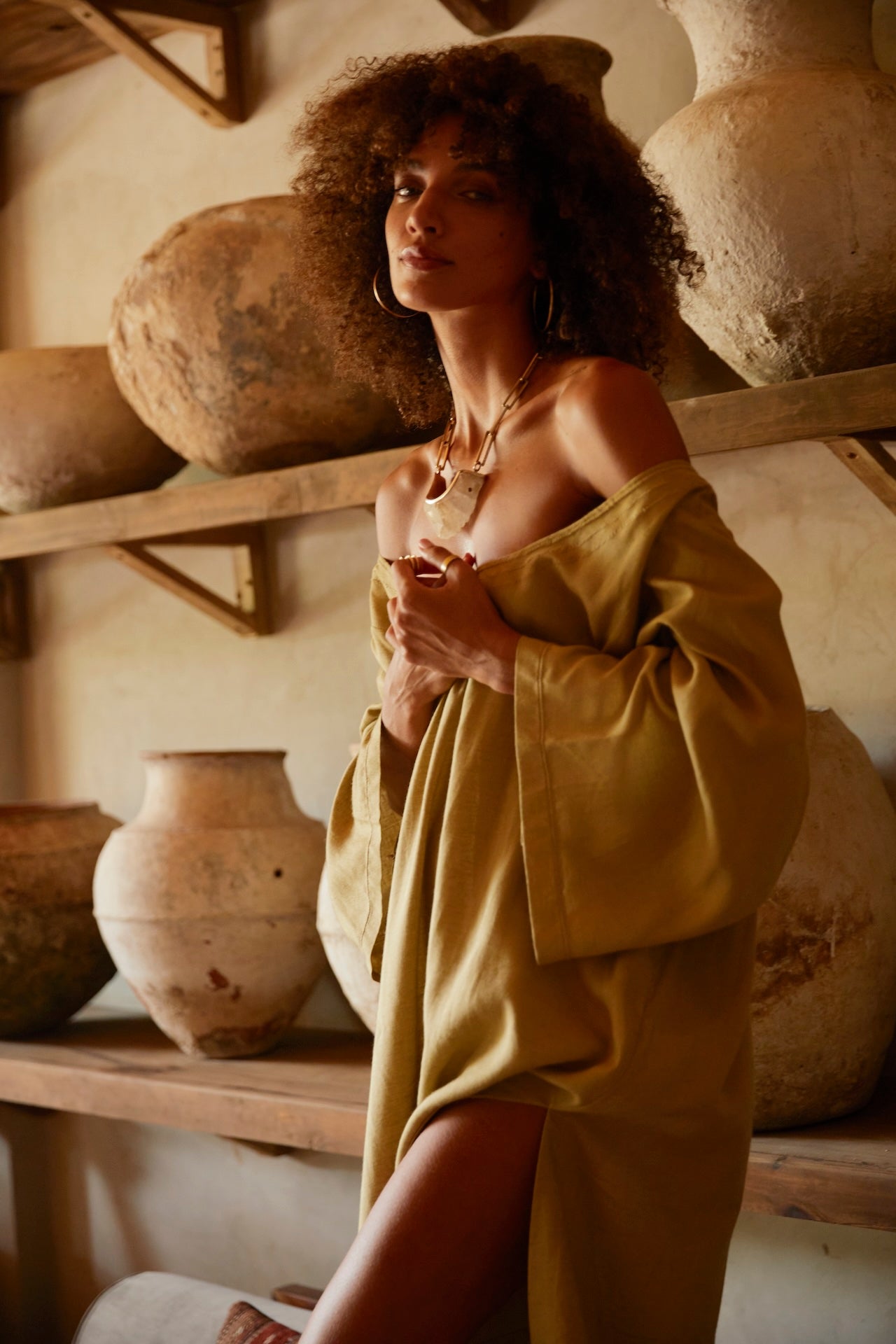 Classic Cut Clear Quartz Top Amulet-Y18k