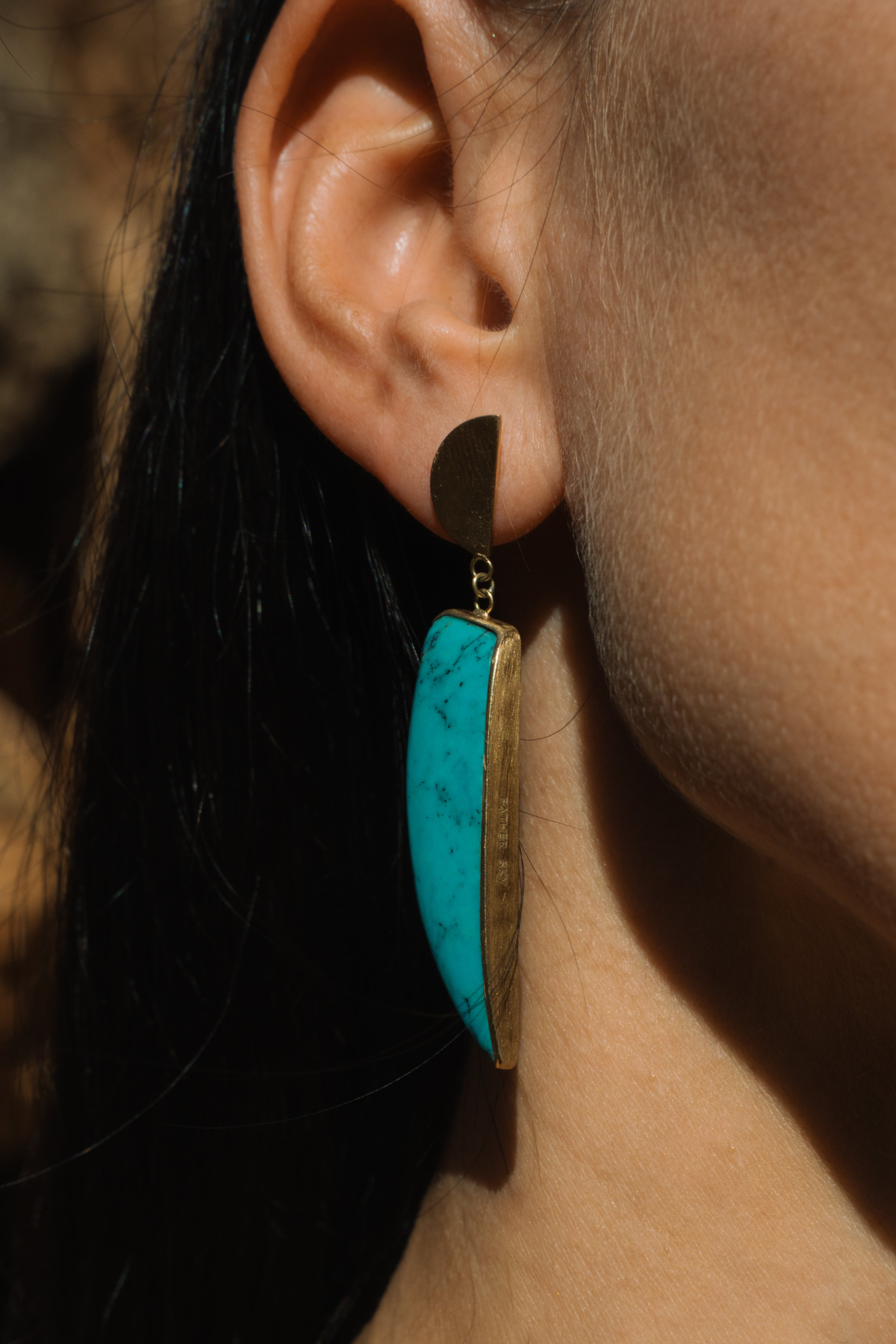Nomade Cut Turquoise Lateral Earrings-Y14k