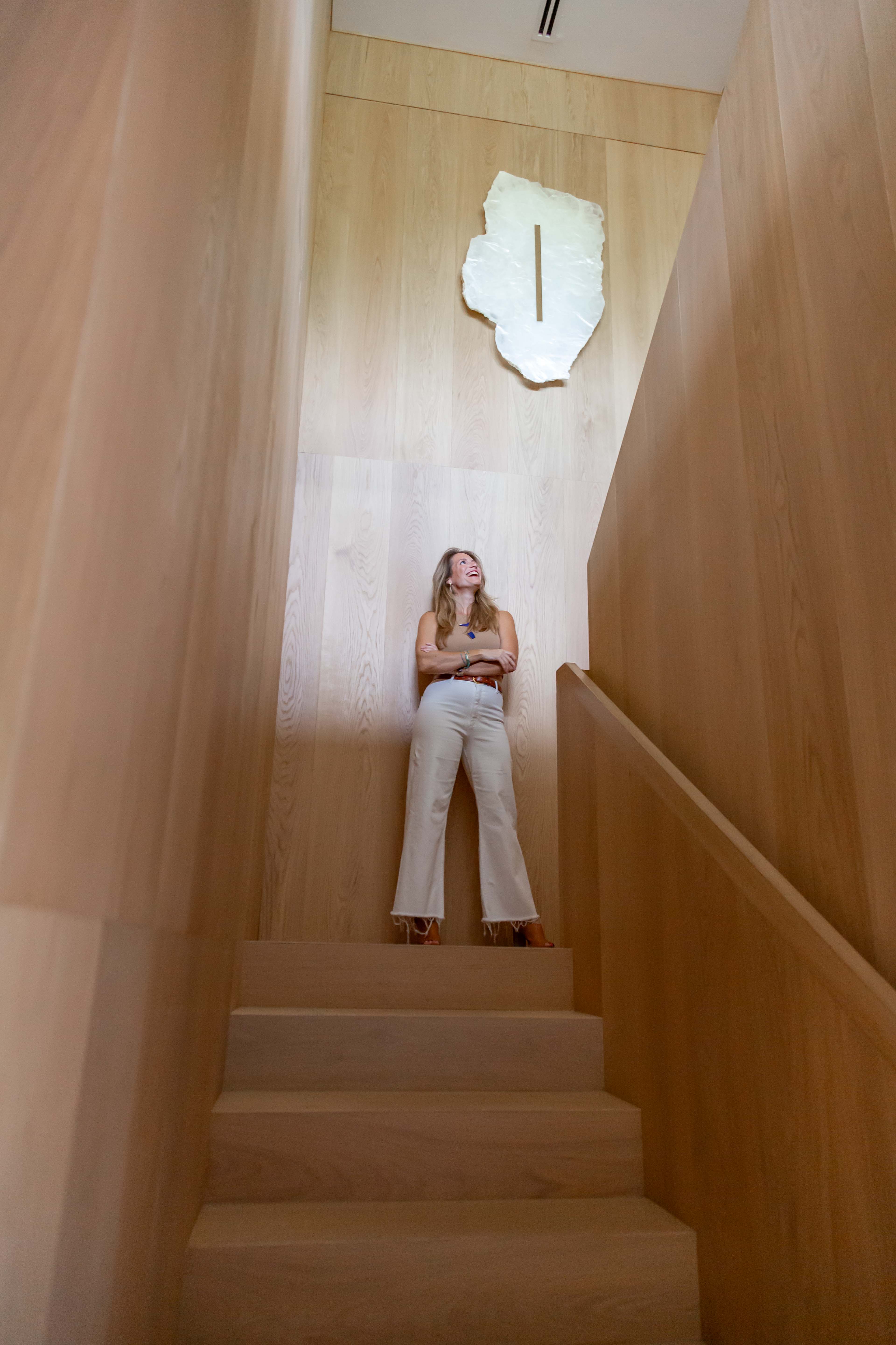 Extra Large Wanning Window Sconce