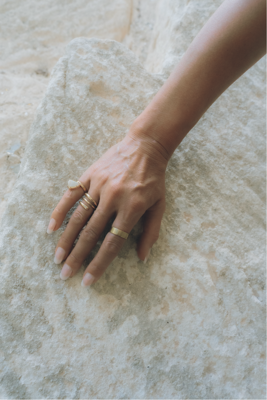 White Opal Liu Ring - Cut