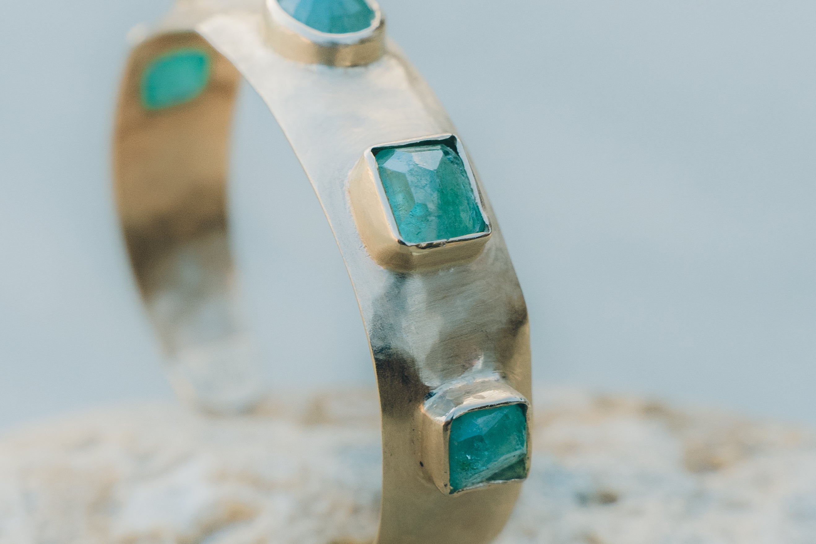 Nectar Cut Emerald Star Bracelet-Y18K