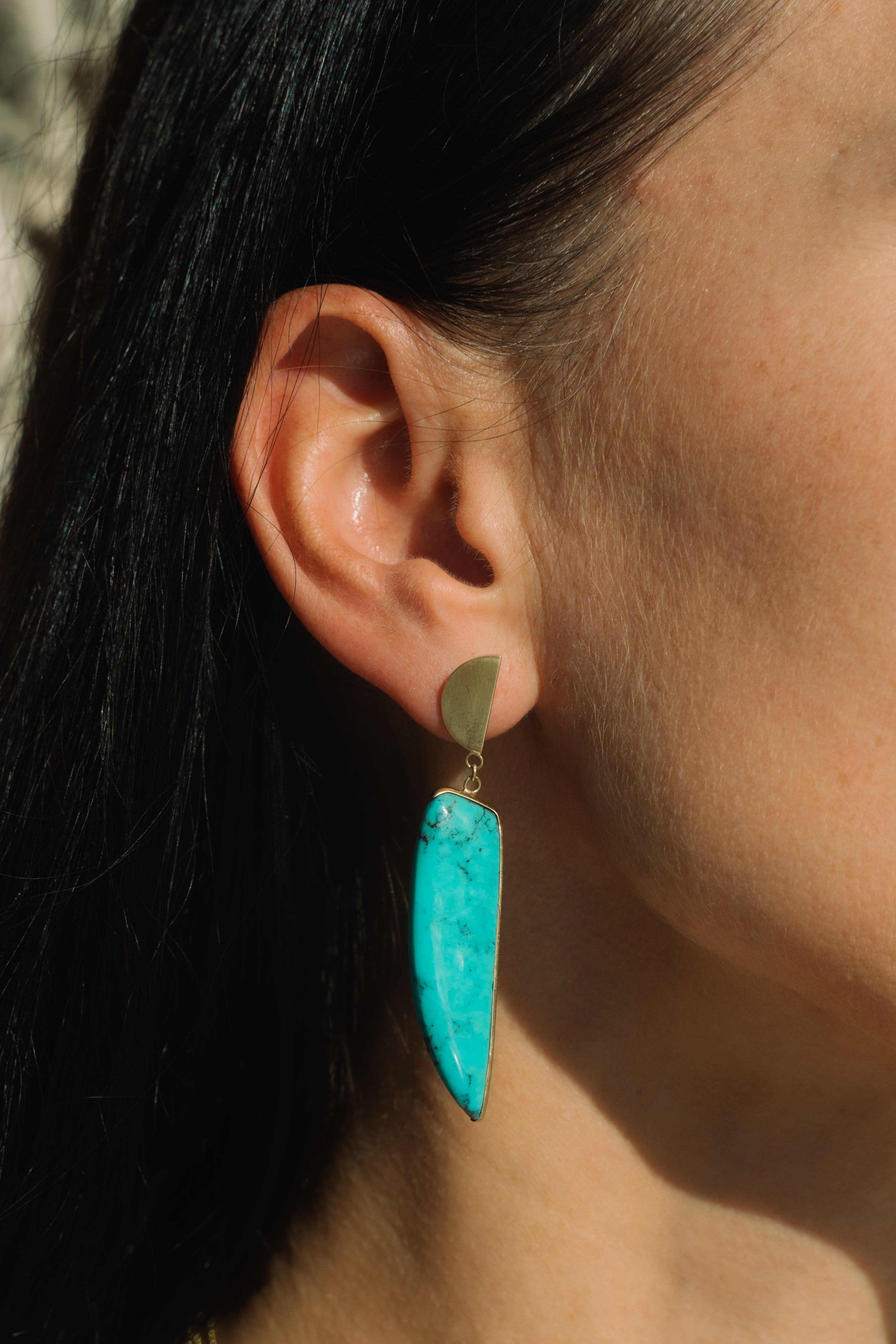 Nomade Cut Turquoise Lateral Earrings-Y14k